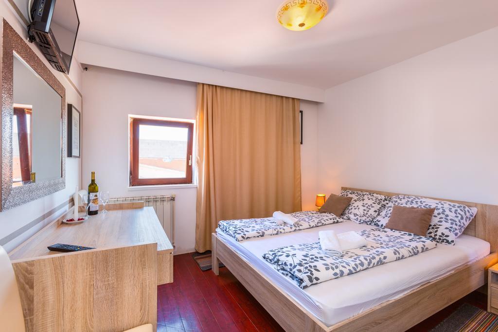 Bed & Breakfast La Fontana Medulin Eksteriør billede